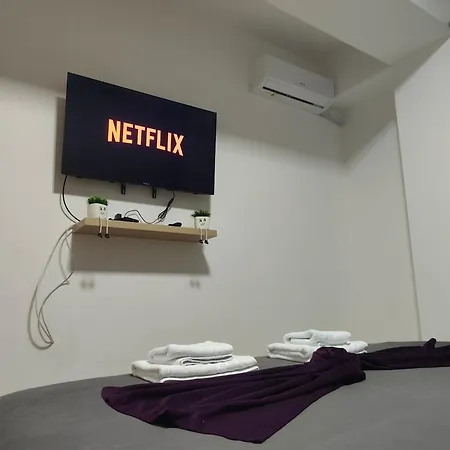 Veldi Old Bazaar Free Parking *